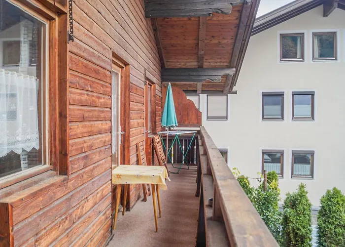 Lägenhet Schoene Ferienwohnung Fuegen *