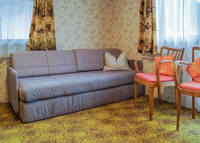 Schoene Ferienwohnung Fuegen Lägenhet